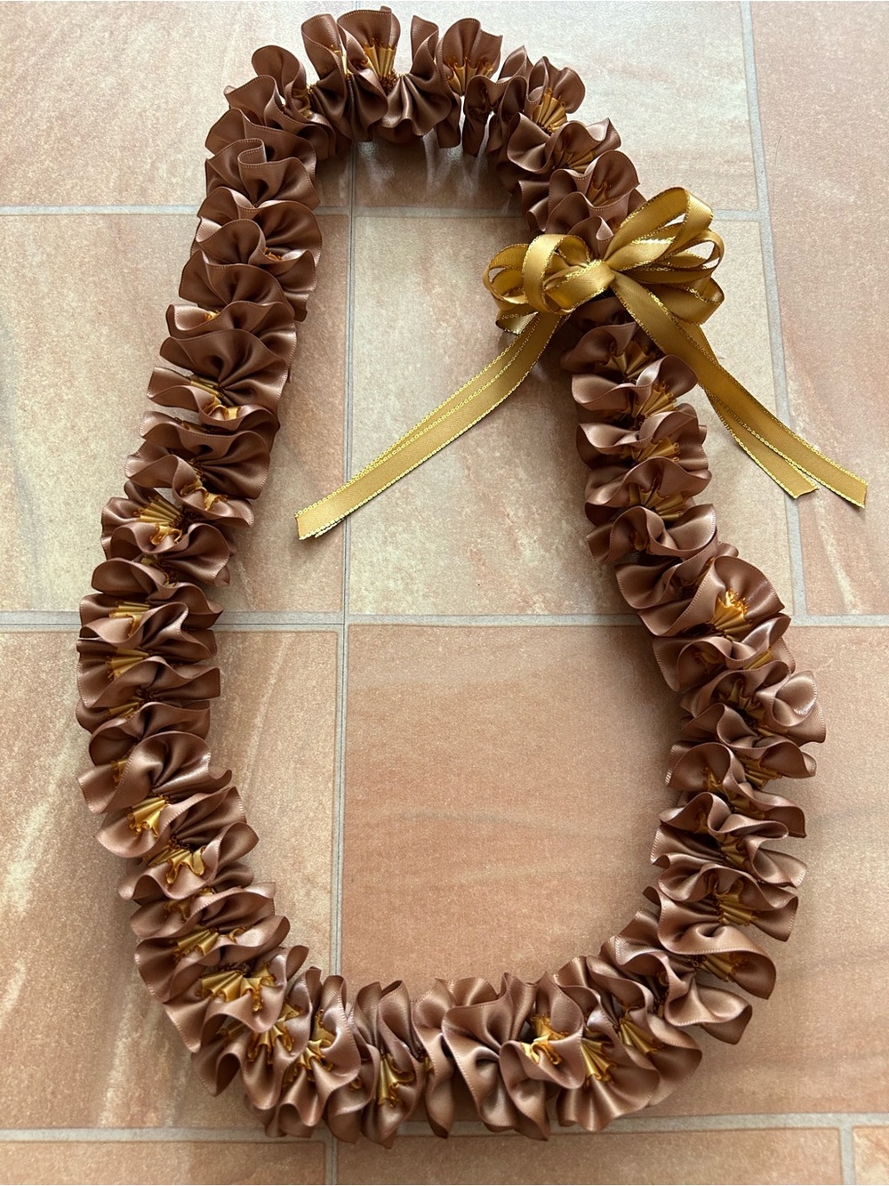 NWOT Graduation Lei Handmade Brown & Gold Plumeria Spiral Satin Ribbon Lei